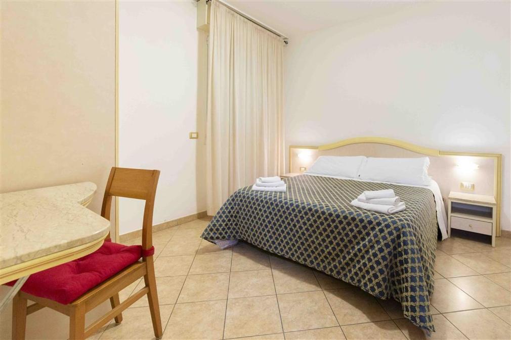 אפרטהוטל רימיני Residenza Melucci חדר תמונה