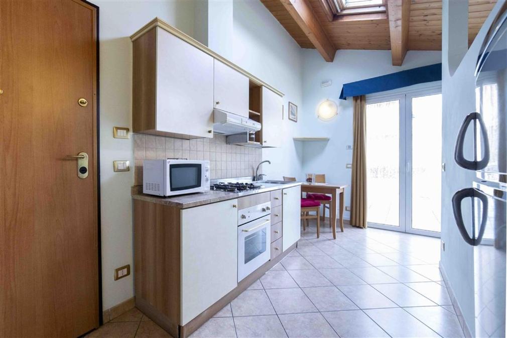 אפרטהוטל רימיני Residenza Melucci מראה חיצוני תמונה