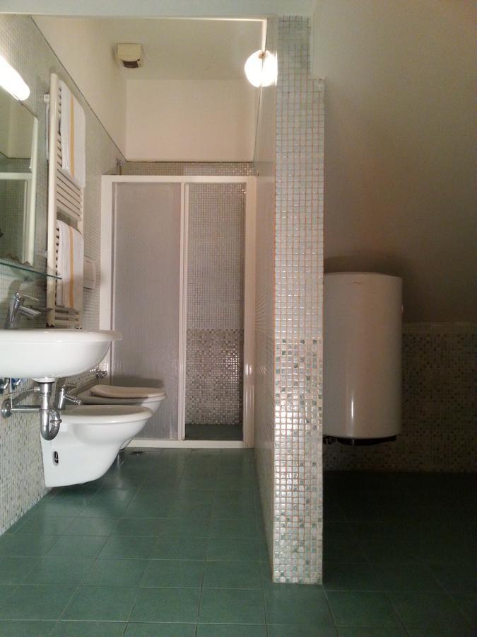 אפרטהוטל רימיני Residenza Melucci מראה חיצוני תמונה